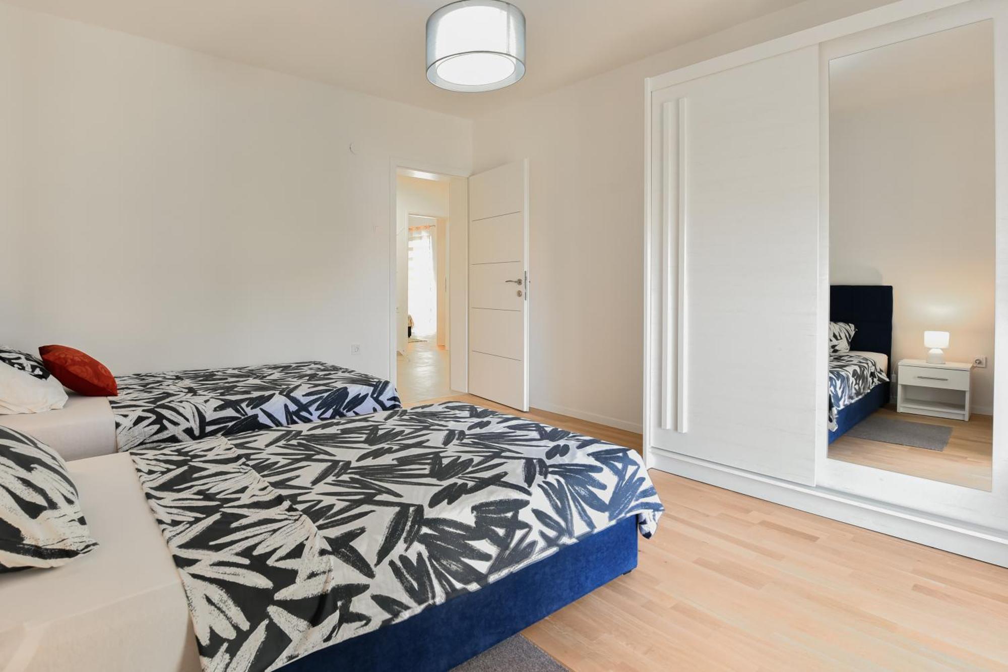 New Luxury 3 Bedroom 4 Air Conditioners Zadar Exteriör bild