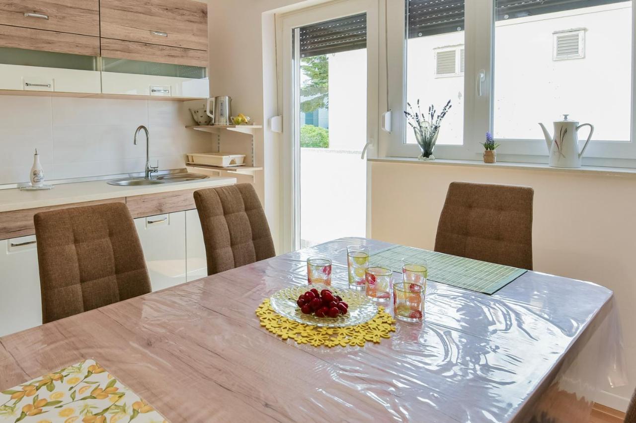 New Luxury 3 Bedroom 4 Air Conditioners Zadar Exteriör bild