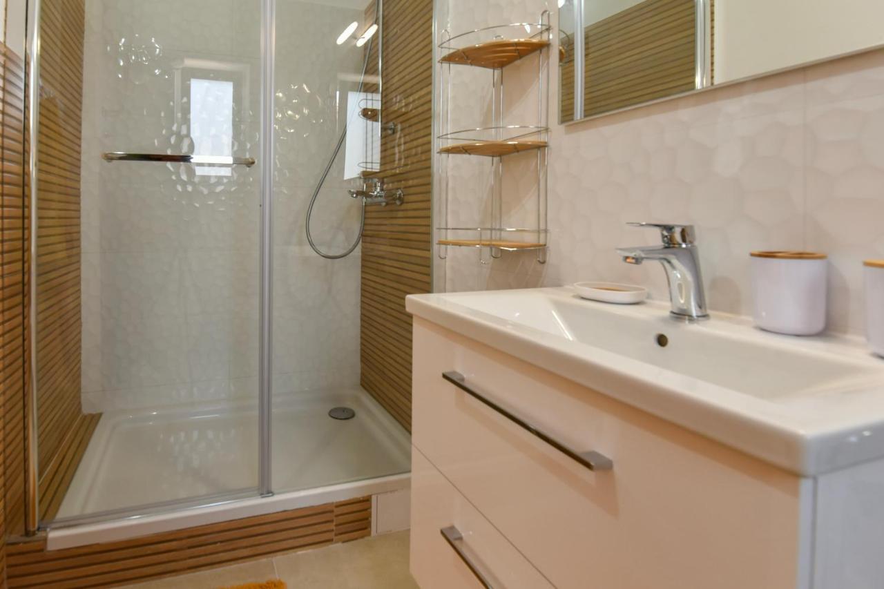 New Luxury 3 Bedroom 4 Air Conditioners Zadar Exteriör bild