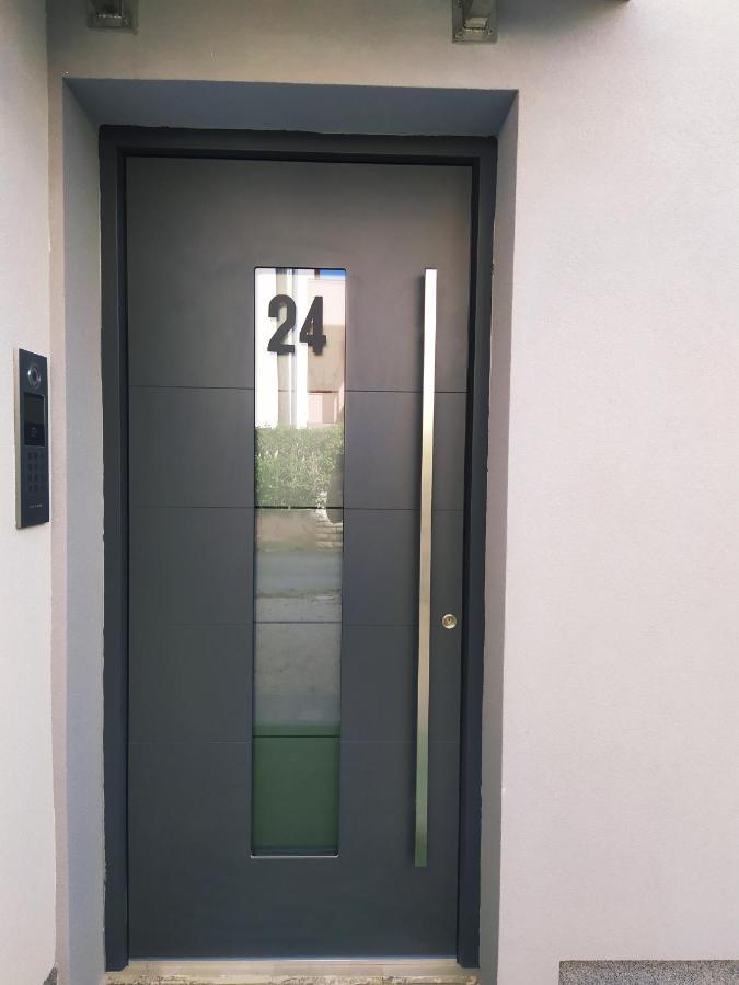 New Luxury 3 Bedroom 4 Air Conditioners Zadar Exteriör bild